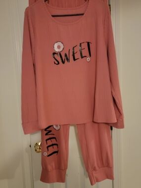 Womens Pink 'Sweet' Pajama Set